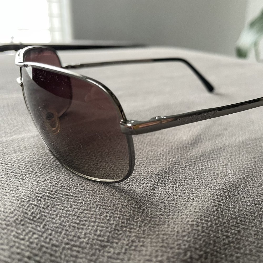 Gorgeous Classic VINTAGE Georgio Armani Sunglasses - Picture 3 of 15